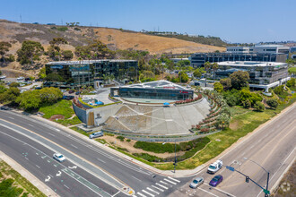 10525 Vista Sorrento Pky, San Diego, CA - aerial  map view