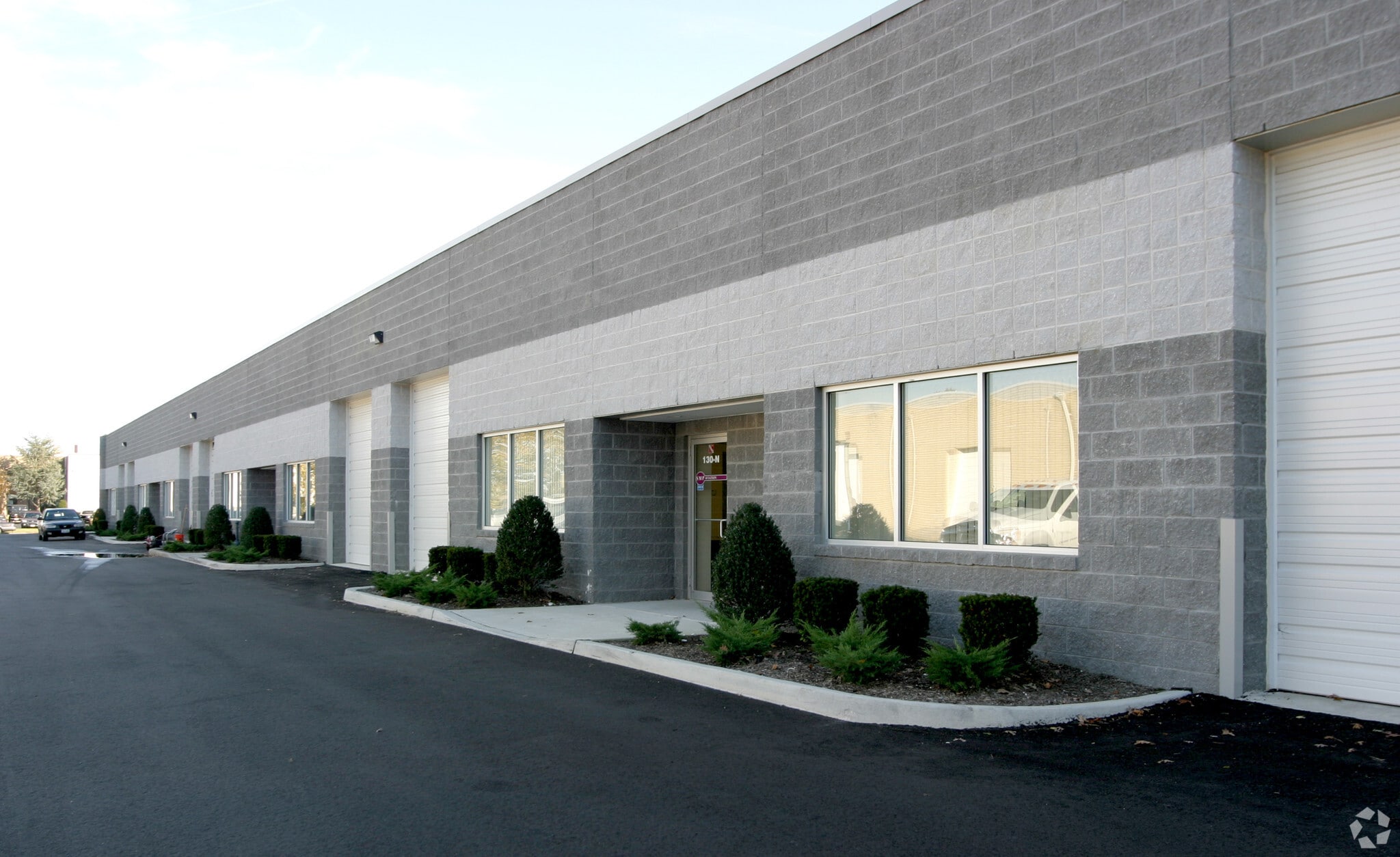 130 Knickerbocker Ave, Bohemia, NY for lease Building Photo- Image 1 of 2