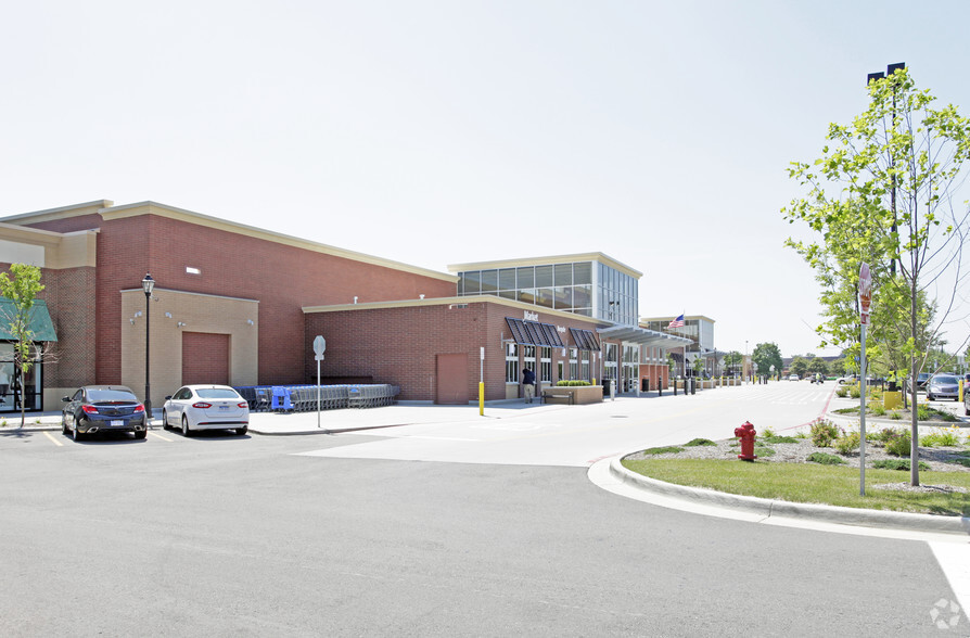 43075-43271 Crescent Blvd, Novi, MI for lease - Building Photo - Image 3 of 24