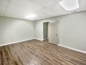 574 Azalea Rd, Mobile, AL for lease Interior Photo- Image 2 of 6