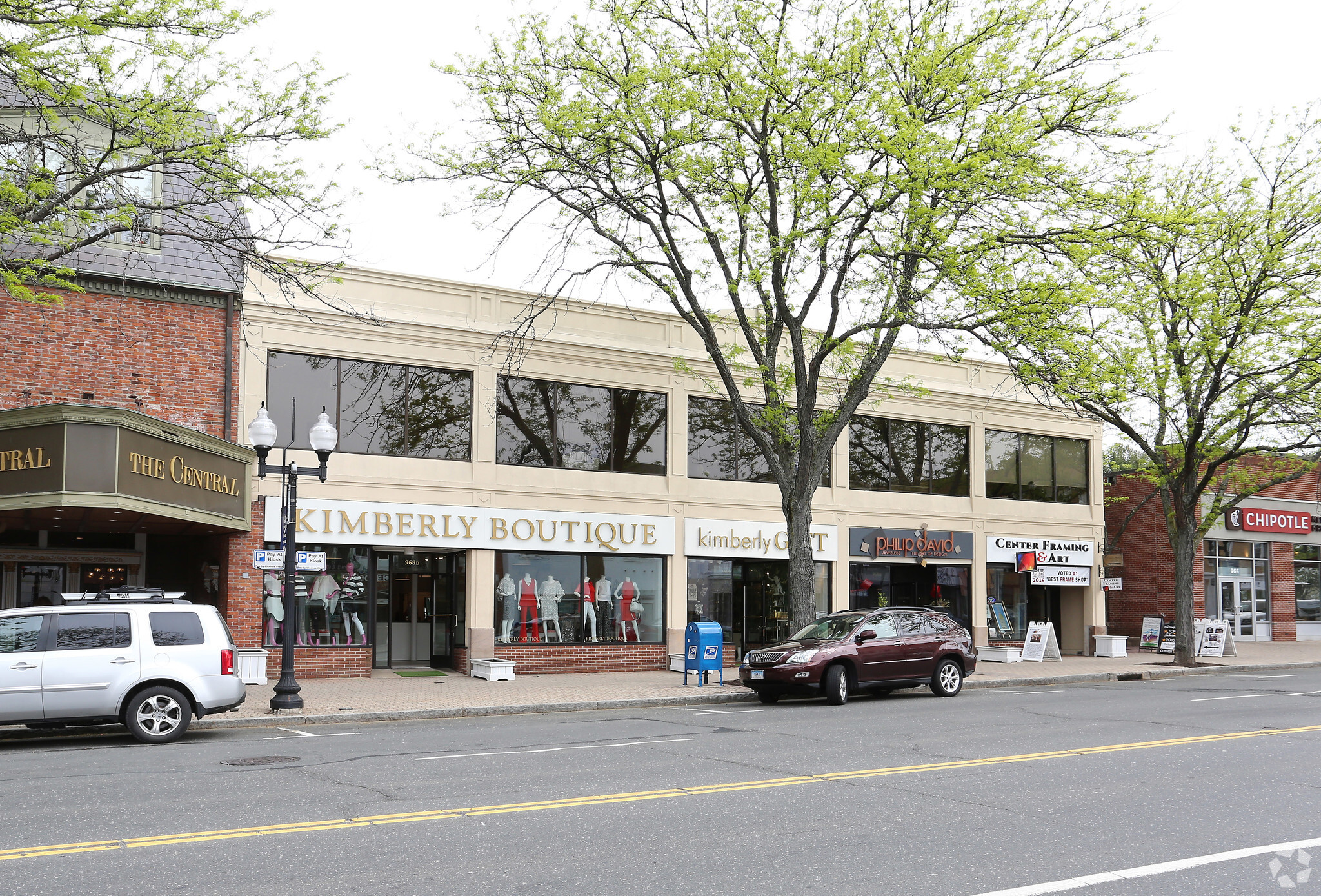 968 Farmington Ave, West Hartford, CT for lease Building Photo- Image 1 of 3