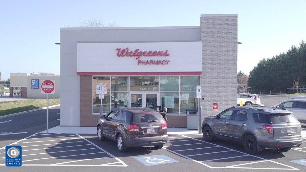 16412 Wise St, Saint Paul, VA for sale - Primary Photo - Image 1 of 1