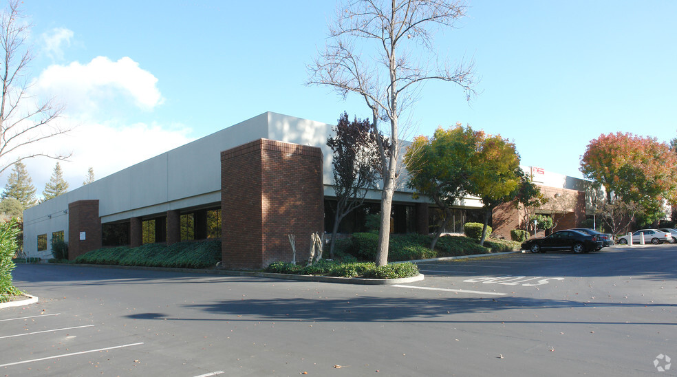 720-740 S Milpitas Blvd, Milpitas, CA for lease - Building Photo - Image 2 of 6