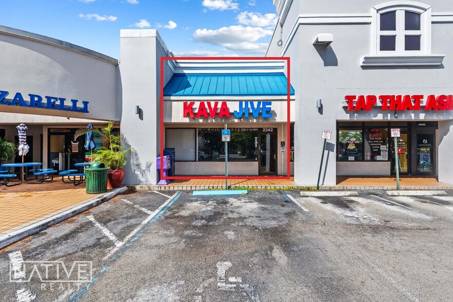 2228-2292 Wilton Dr, Wilton Manors, FL for lease - Building Photo - Image 1 of 15