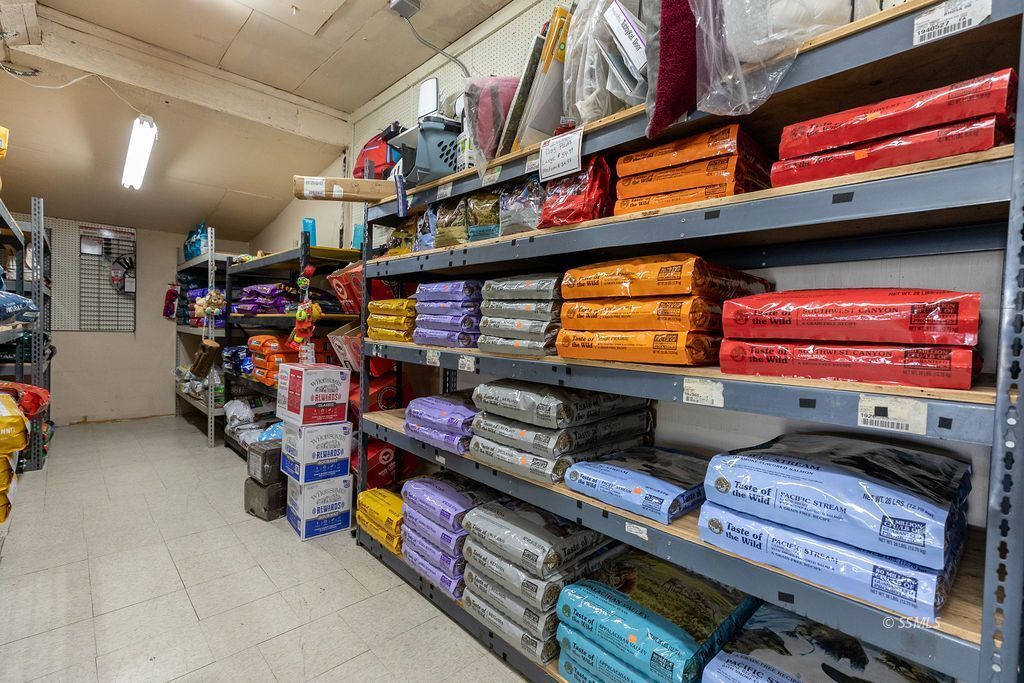 6259 Hwy 178, Inyokern, CA 93527 Gateway Hardware