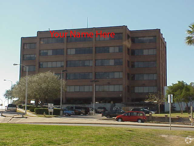 210 S Carancahua St, Corpus Christi, TX for lease Building Photo- Image 1 of 2