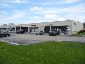 355-399 S Prospect Ave, Bartlett, IL for lease Building Photo- Image 1 of 1