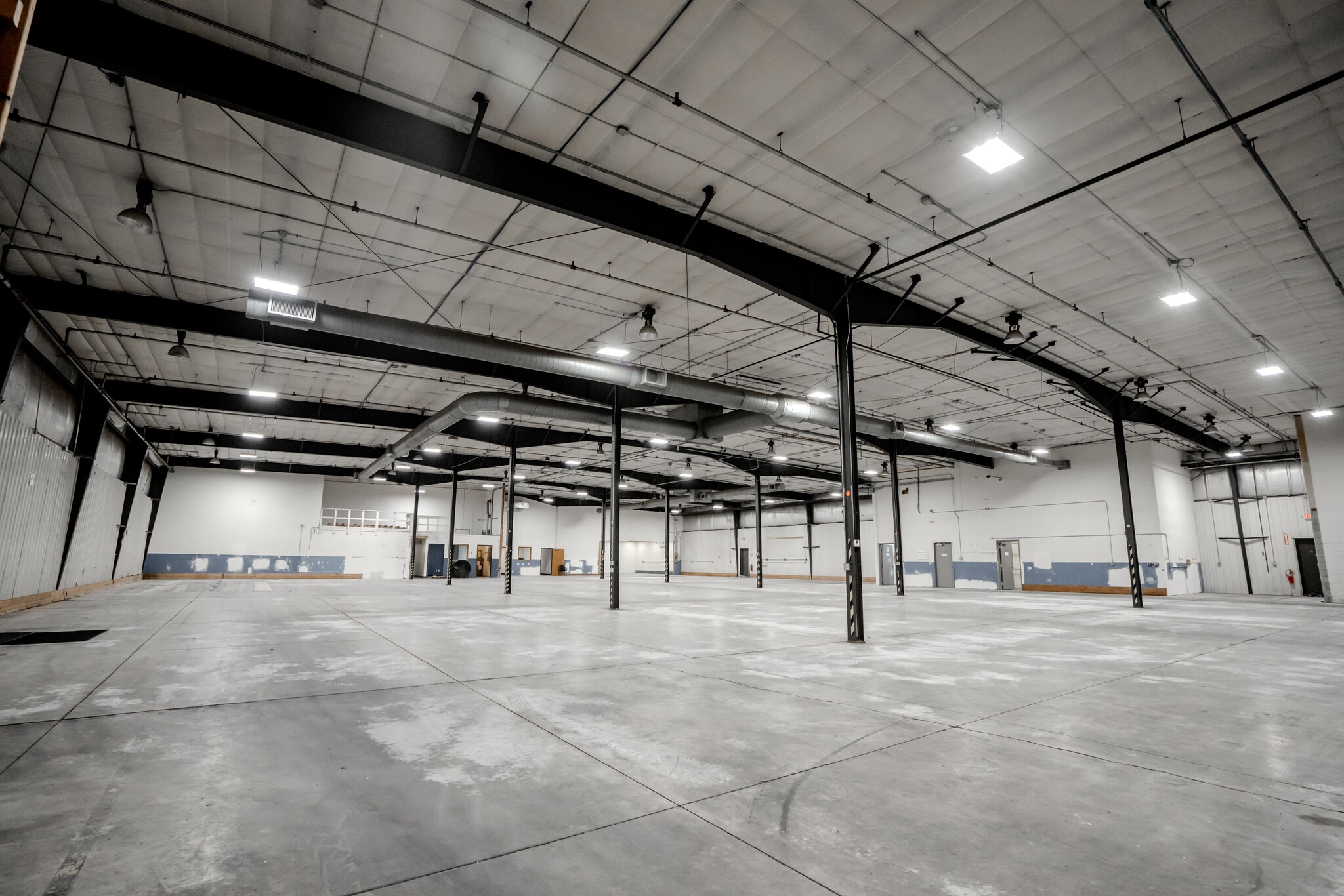 811 Pine St, Saint Croix Falls, WI for sale Interior Photo- Image 1 of 8