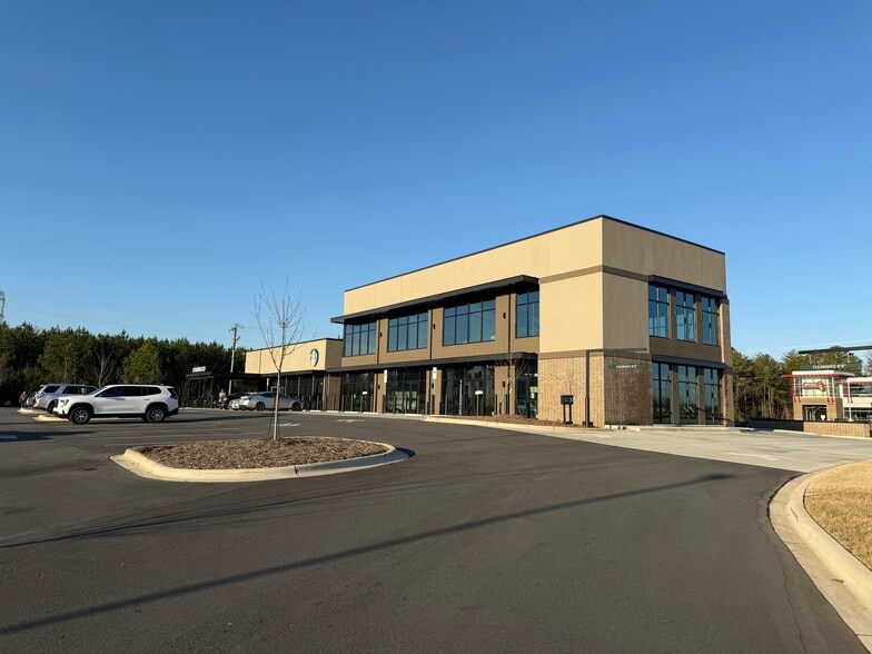 8119 Panara Dr, Charlotte, NC for lease - Building Photo - Image 3 of 6