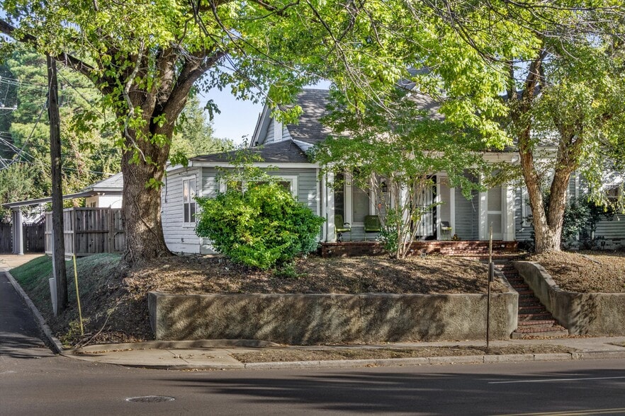 2282 Central Ave, Memphis, TN for sale - Building Photo - Image 2 of 29