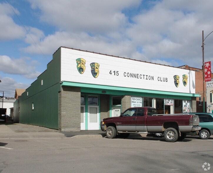 2 W Pulteney Sq, Bath, NY for sale - Primary Photo - Image 1 of 1