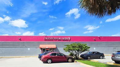 12208 NW 7th Ave, Miami, FL for lease Building Photo- Image 2 of 7