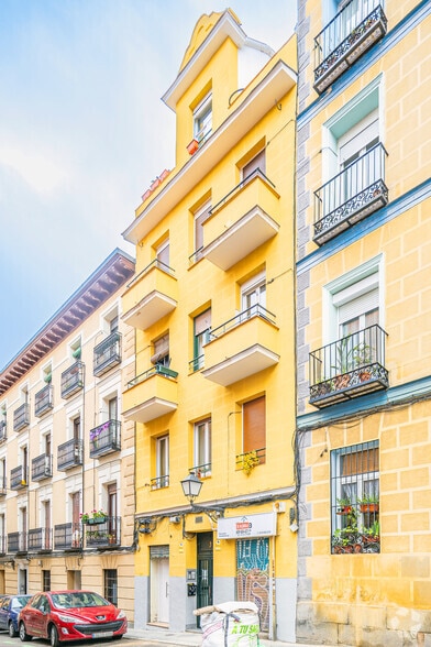 Calle de Bernardo López García, 3, Madrid, Madrid for sale - Primary Photo - Image 1 of 2