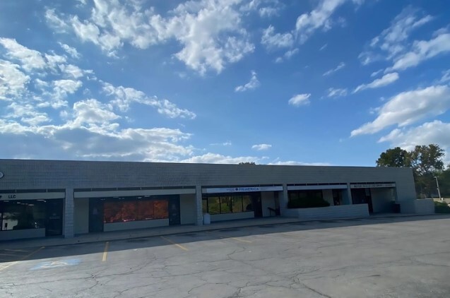 6201-6240 Raytown Tfwy, Raytown, MO for lease - Building Photo - Image 3 of 11