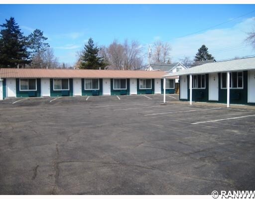 801 N River St, Spooner, WI for sale - Primary Photo - Image 1 of 1