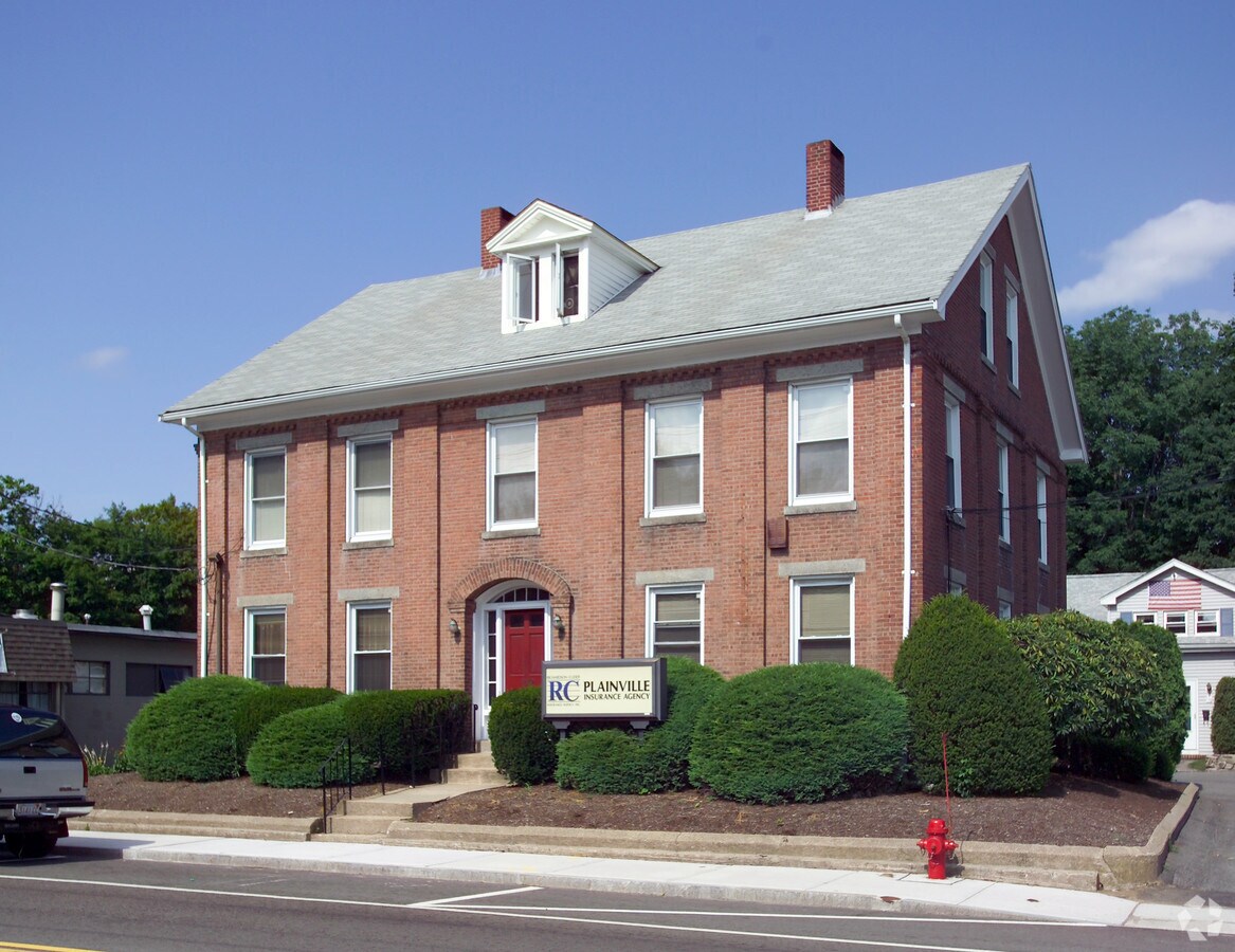 119 South St, Plainville, MA 02762 Property Record