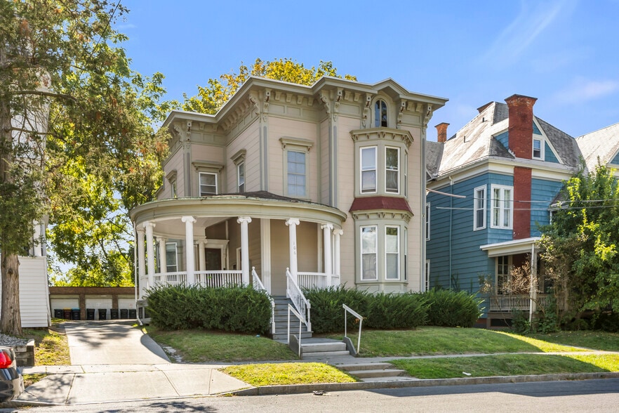 18 Units-Washington Park / Albany Med portfolio of 2 properties for sale on LoopNet.com - Building Photo - Image 3 of 68