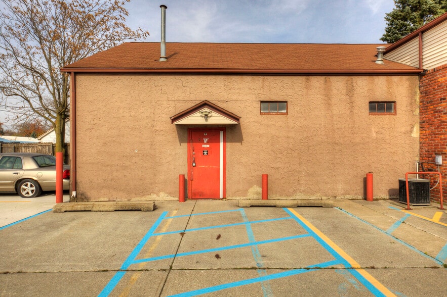 36050 Goddard Rd, Romulus, MI for sale - Building Photo - Image 3 of 57