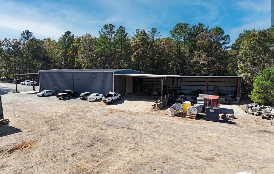 1815 Mays Chapel Rd, Bear Creek, NC for sale - Building Photo - Image 1 of 3