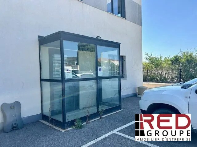 Office in Éguilles for lease - Building Photo - Image 3 of 10