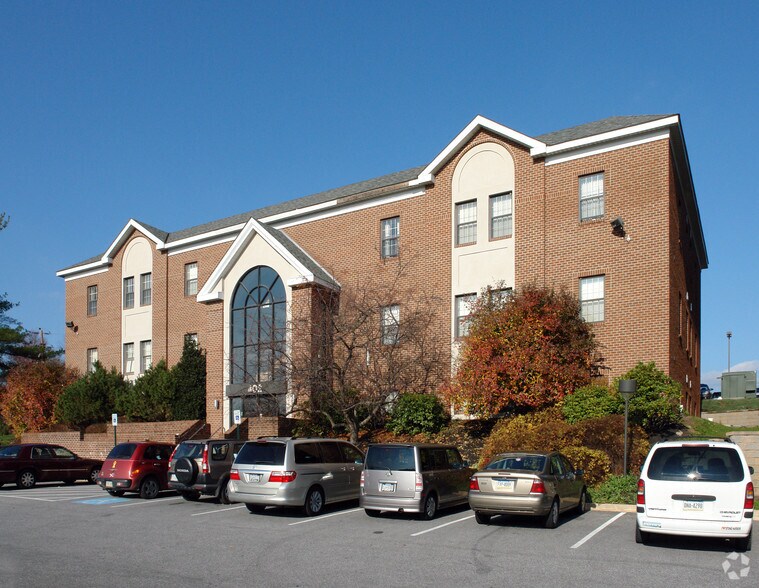 402 McFarlan Rd, Kennett Square, PA for sale - Building Photo - Image 1 of 1