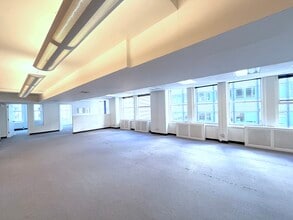 11 Hanover Sq, New York, NY for lease Interior Photo- Image 2 of 7