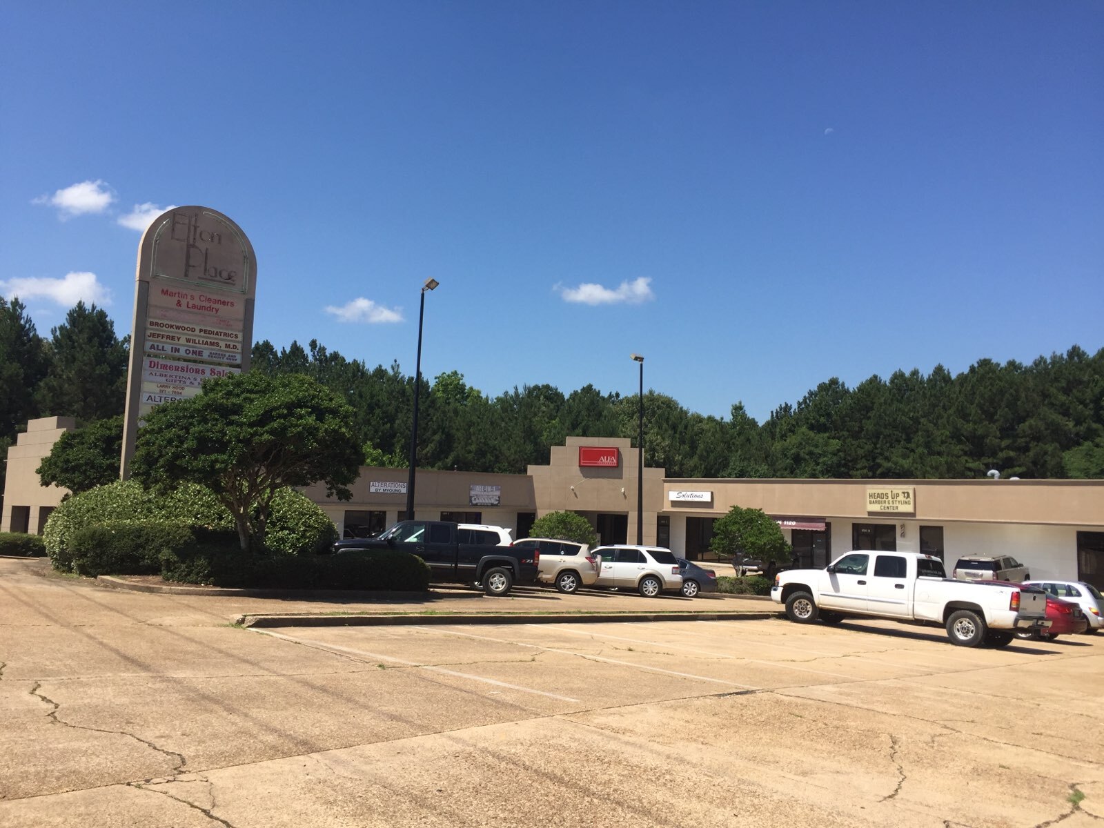 4611 Terry Rd, Jackson, MS 39212 Elton Place Shopping Center