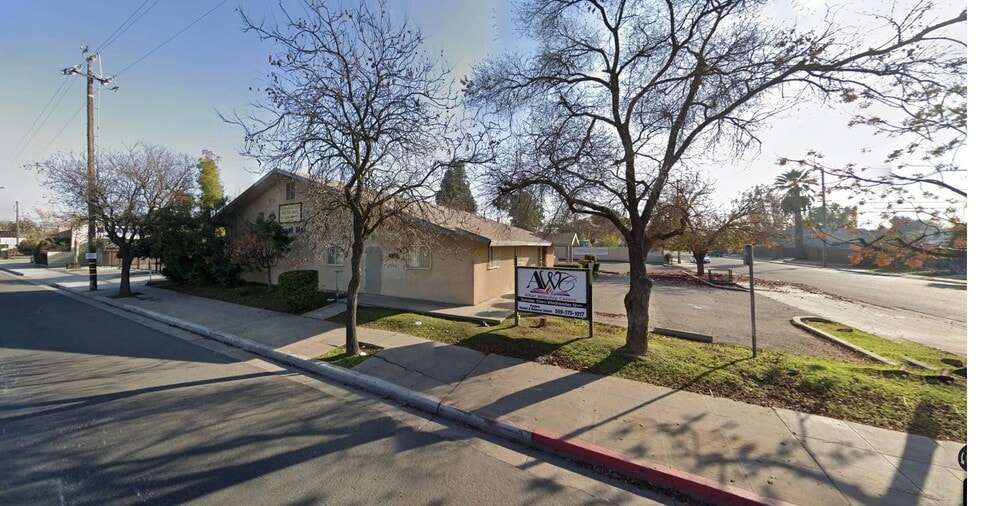 2818 E Olive Ave, Fresno, CA for sale - Building Photo - Image 1 of 3