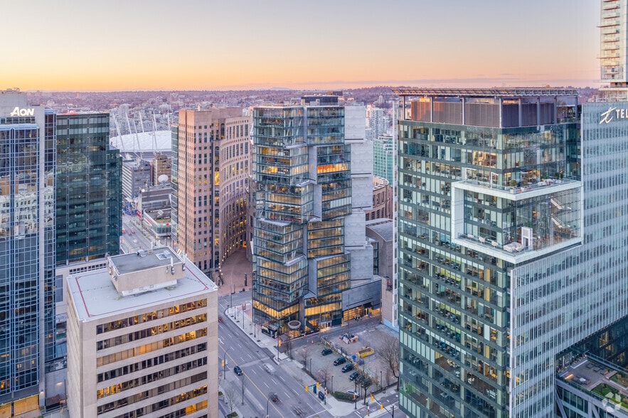 400 W Georgia St, Vancouver, BC for lease - Building Photo - Image 3 of 15