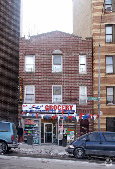 218 W Tremont Ave, Bronx, NY for sale - Primary Photo - Image 1 of 1