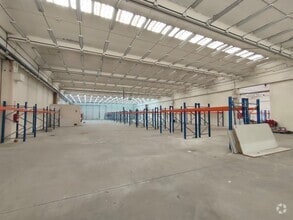 Avenida de Aragón, Madrid, Madrid for lease Interior Photo- Image 2 of 13