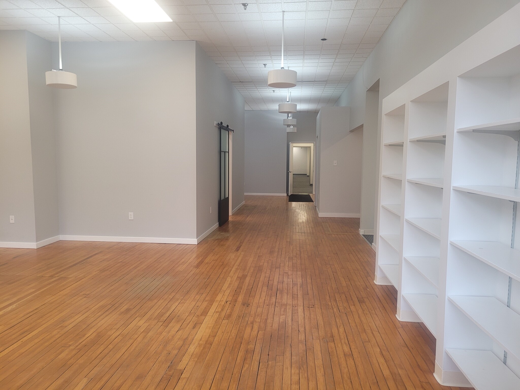 609 W Hamilton St, Allentown, PA for lease Interior Photo- Image 1 of 8