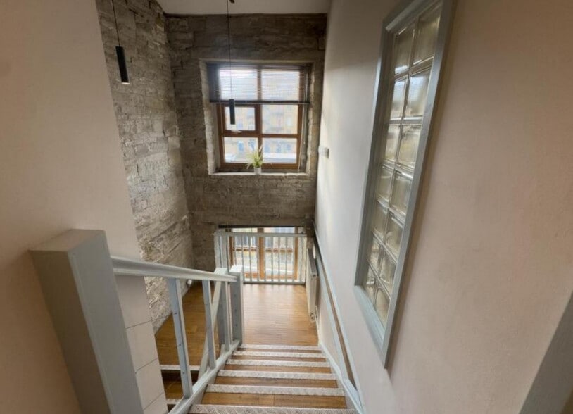 Westbury St, Elland for sale - Interior Photo - Image 3 of 4