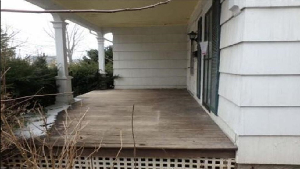 11899 Orchard St, Wolcott, NY 14590