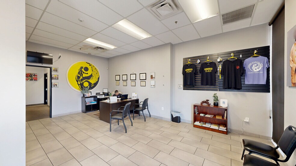 W Glendale Ave, Glendale, AZ for lease - Matterport 3D Scan - Image 2 of 18