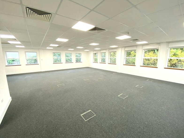 Old Gloucester Rd, Bristol for lease - Interior Photo - Image 2 of 30
