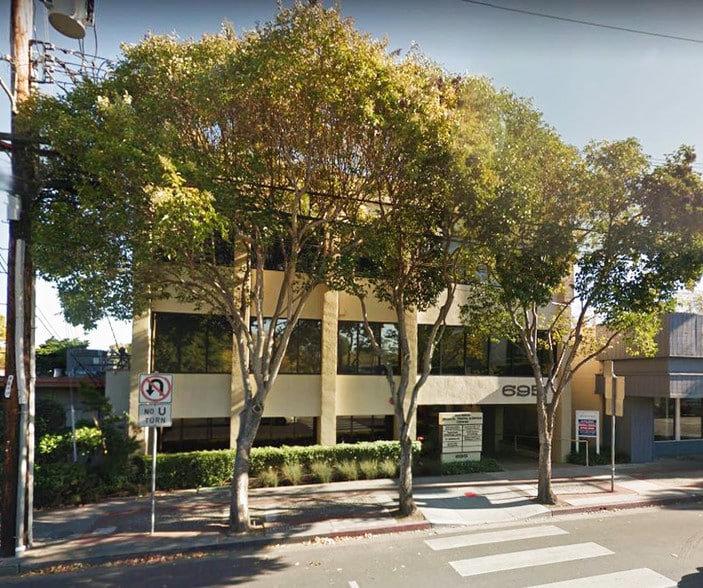 695 Oak Grove Ave, Menlo Park, CA for sale - Building Photo - Image 3 of 17