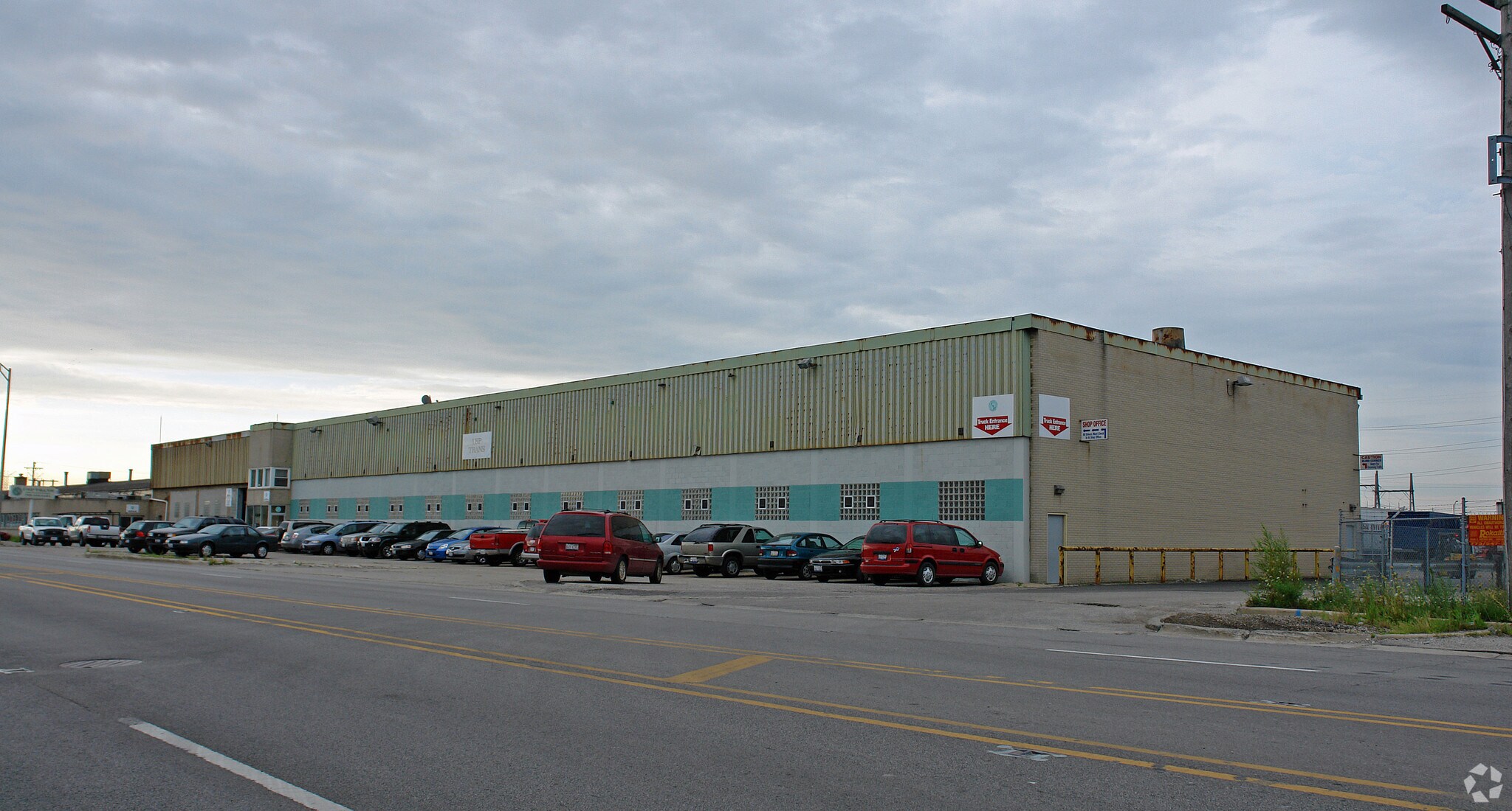 8001 W 47th St, Lyons, IL for lease Primary Photo- Image 1 of 5