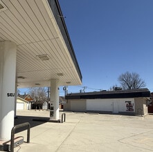 665 Mcphillips St, Winnipeg, MB for lease Building Photo- Image 1 of 2