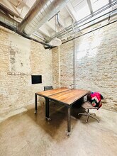 1101 E 6th St, Austin, TX for lease Interior Photo- Image 2 of 4