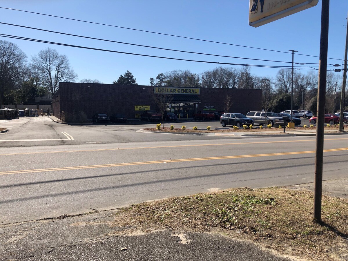 448 W Columbia Ave, Batesburg, SC 29006