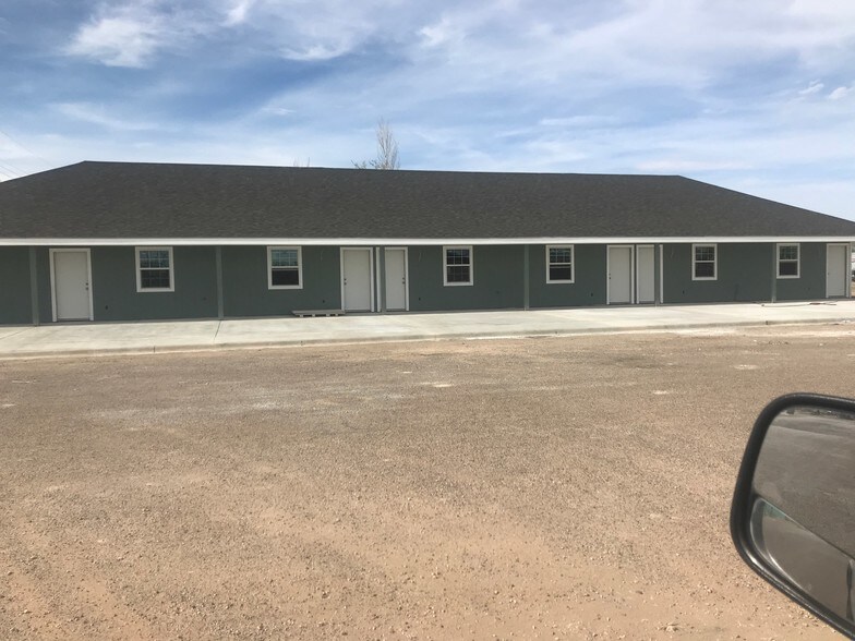 300 N Cross Ave, Wink, TX 79789