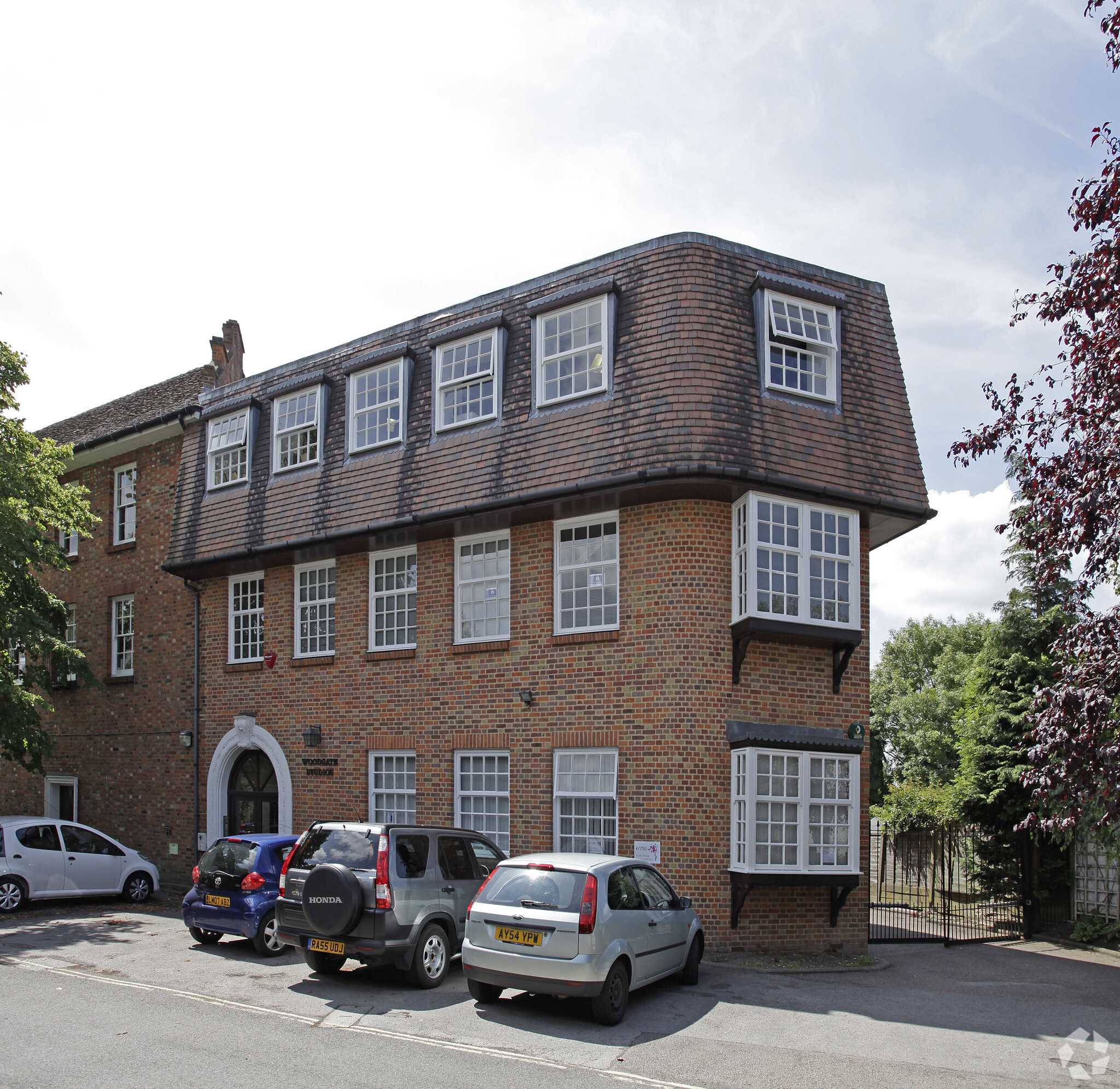 2-8 Games Rd, Barnet for sale Primary Photo- Image 1 of 1