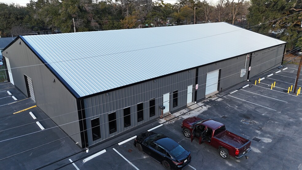 29 Berry Rd, Houston, TX for lease - Building Photo - Image 1 of 7