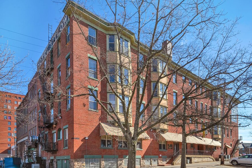 Uniontown Portfolio portfolio of 2 properties for sale on LoopNet.com - Building Photo - Image 3 of 26