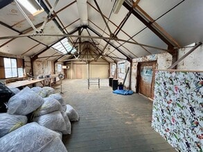 2 Palmers Yard, Newbury for lease Interior Photo- Image 2 of 4