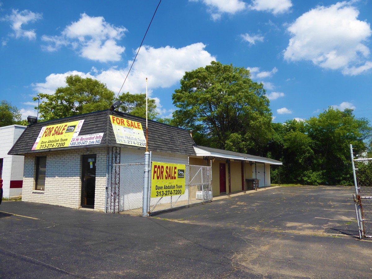 15752 Telegraph Rd, Redford Township, MI 48239 Property Record