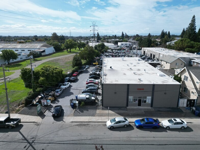 25181-25197 Huntwood Ave, Hayward, CA for lease - Building Photo - Image 3 of 3
