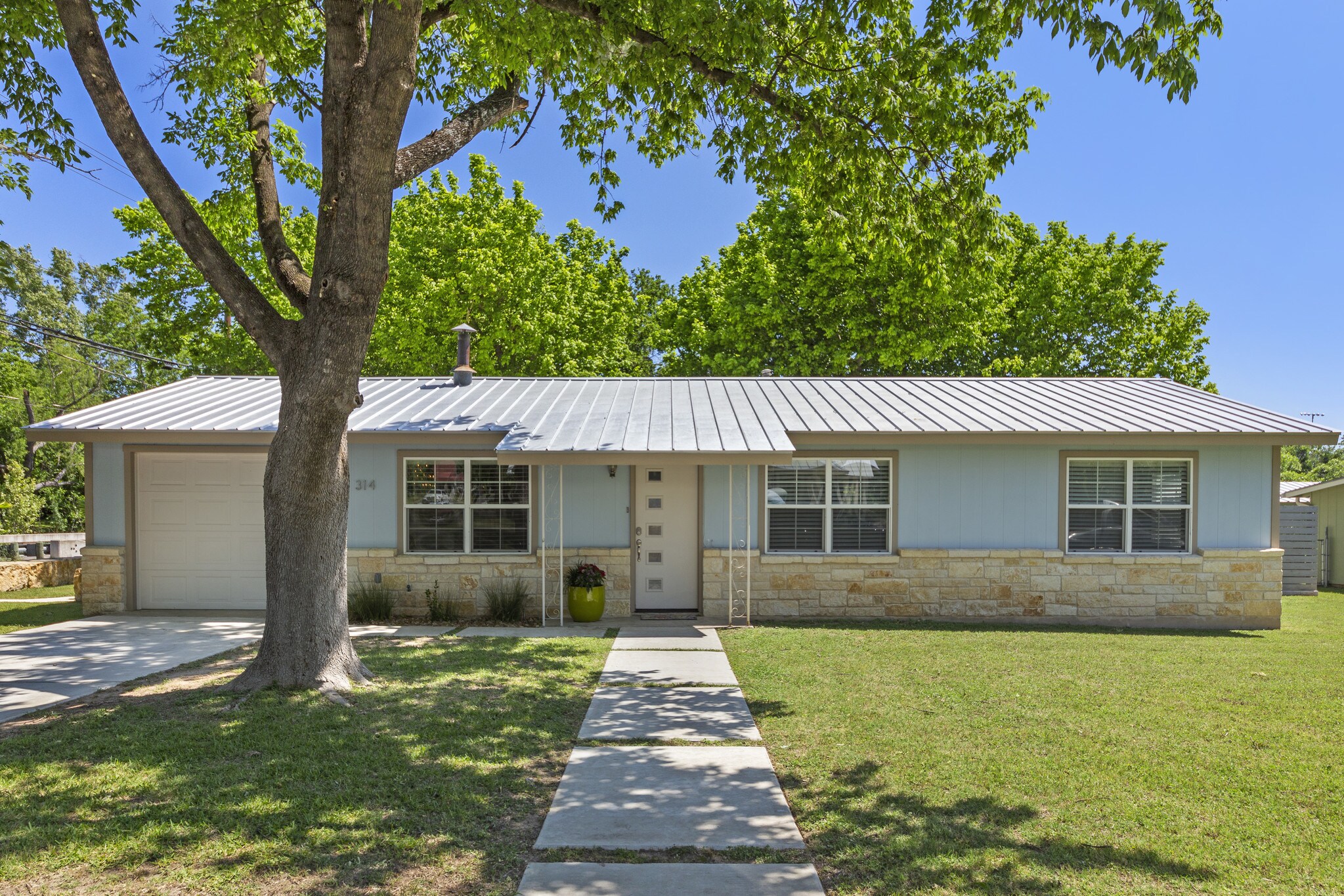 314 W Ufer St, Fredericksburg, TX for sale Other- Image 1 of 1