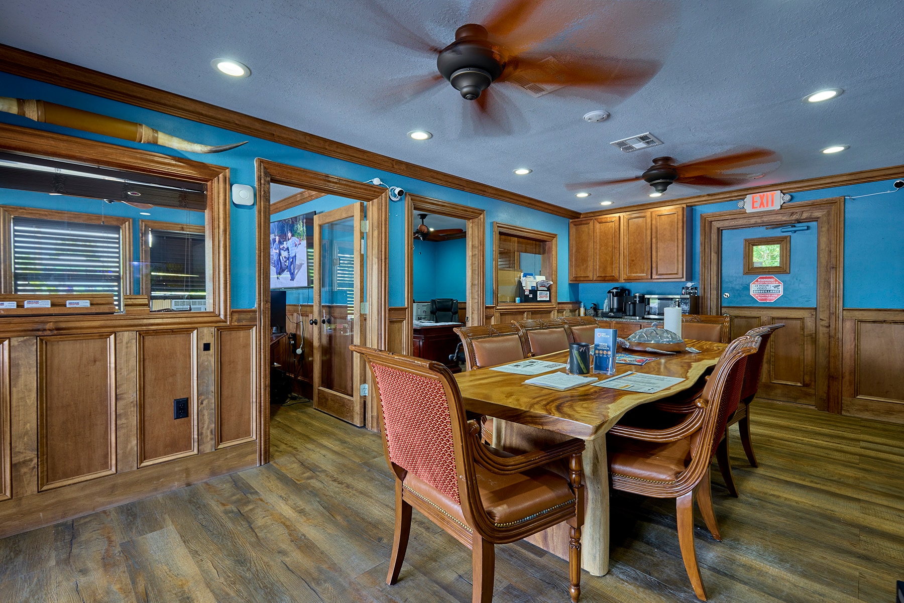 2155 NE Federal Hwy, Stuart, FL for lease Interior Photo- Image 1 of 8